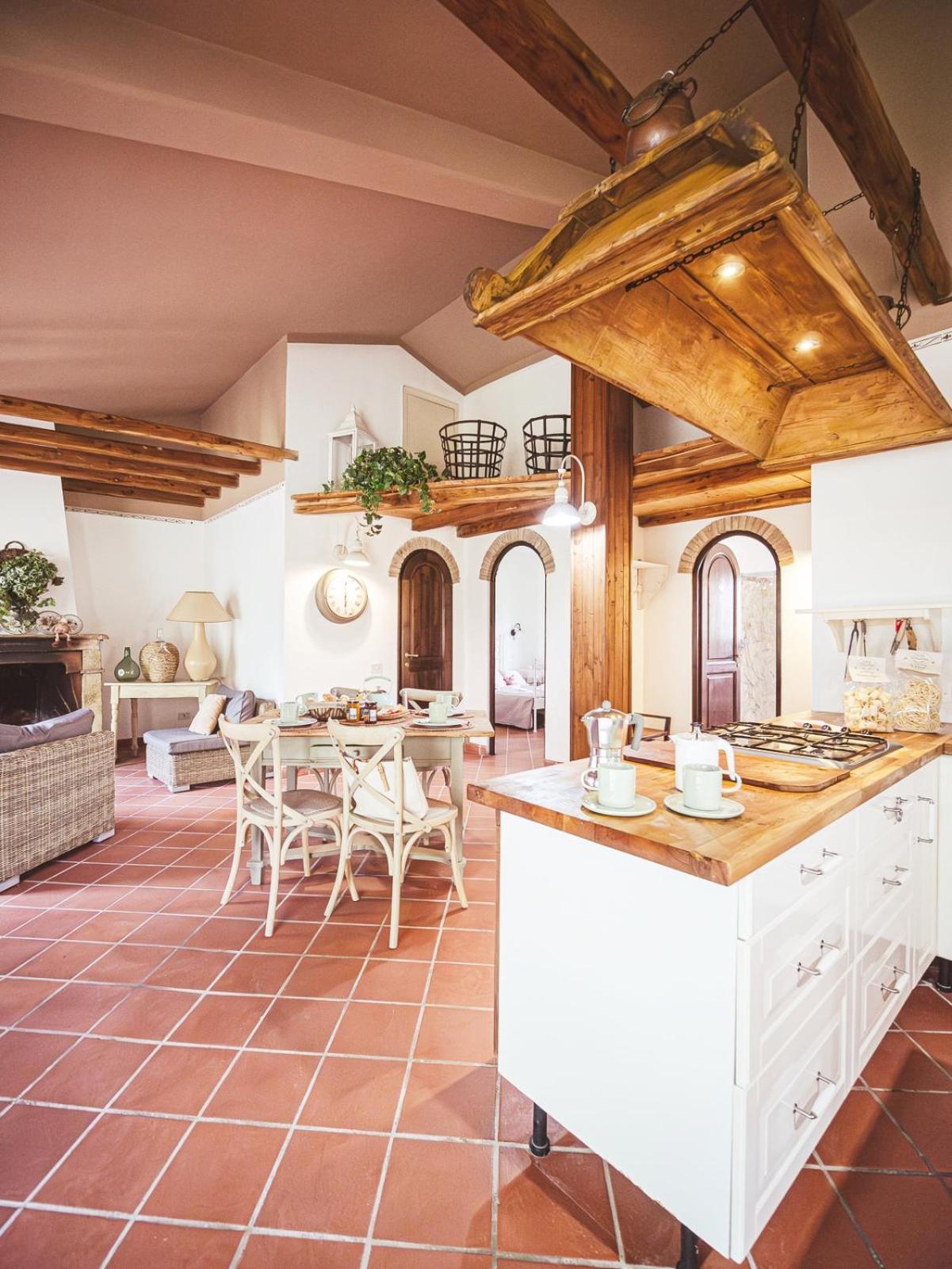 Ferienwohnung Relais Casale Il Poggetto - Olivo 1 By Zoom In Earth Cecina  Exterior foto